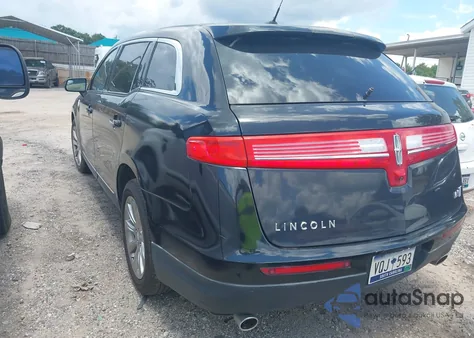 2013 Lincoln Mkt z USA, uszkodzony, nr VIN 2LMHJ5FK7DBL51904